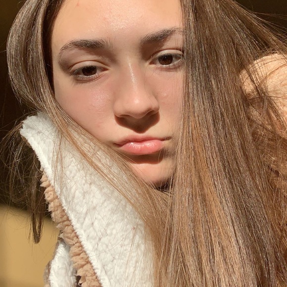 Meet your Posher, Kyla - Picture 1 of 1